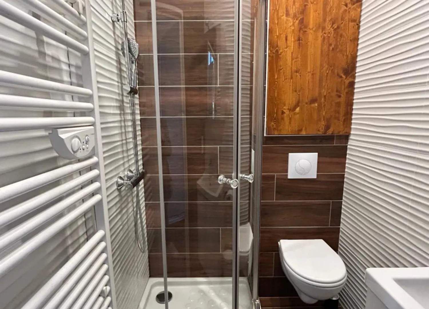 Agreable Studio Renove Avec Place De Parking France